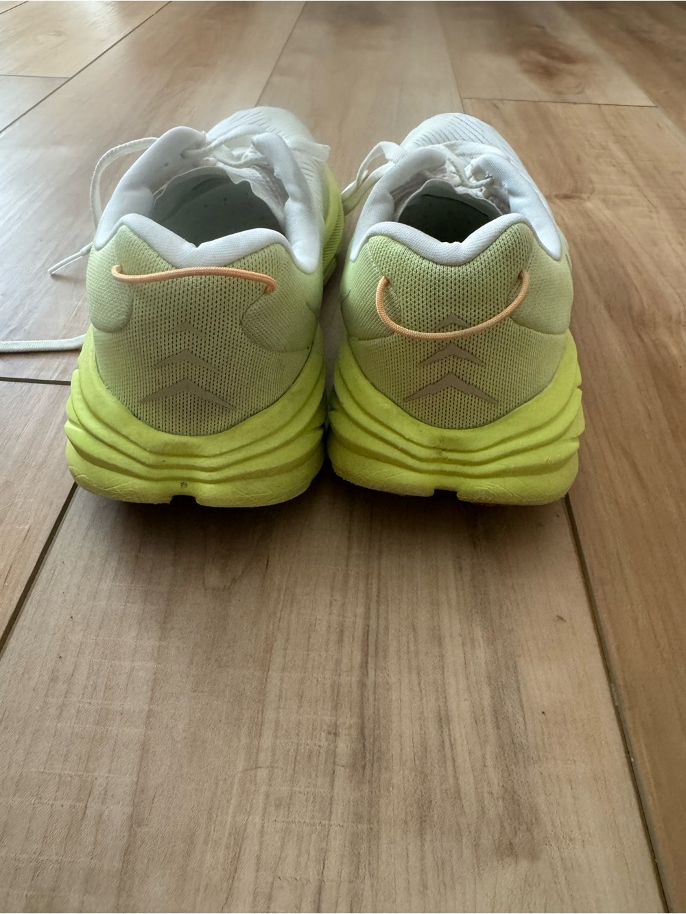 Hoka - Women’s Rincon 3 Running Shoes - Size 7.5 - Picture 5 of 7